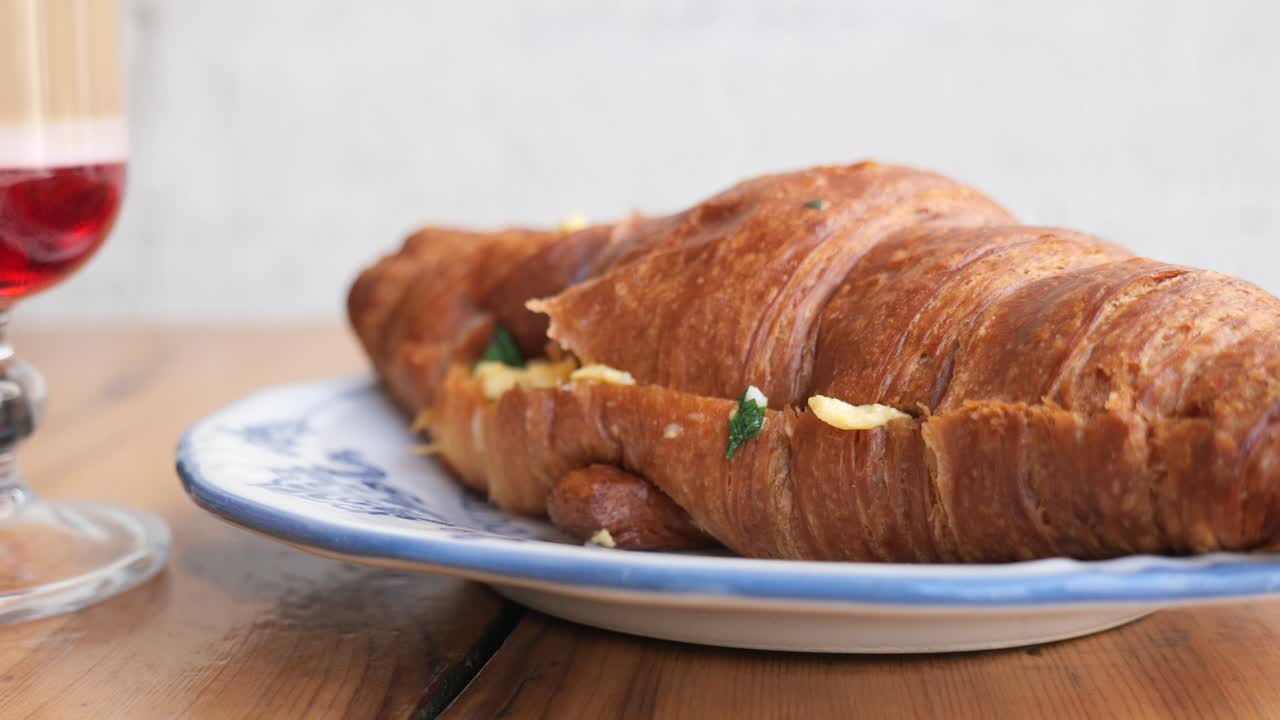 sándwich de croissant