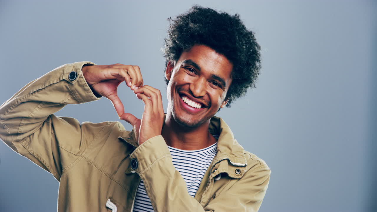 todo lo que tienes que hacer es dar un poco de amor