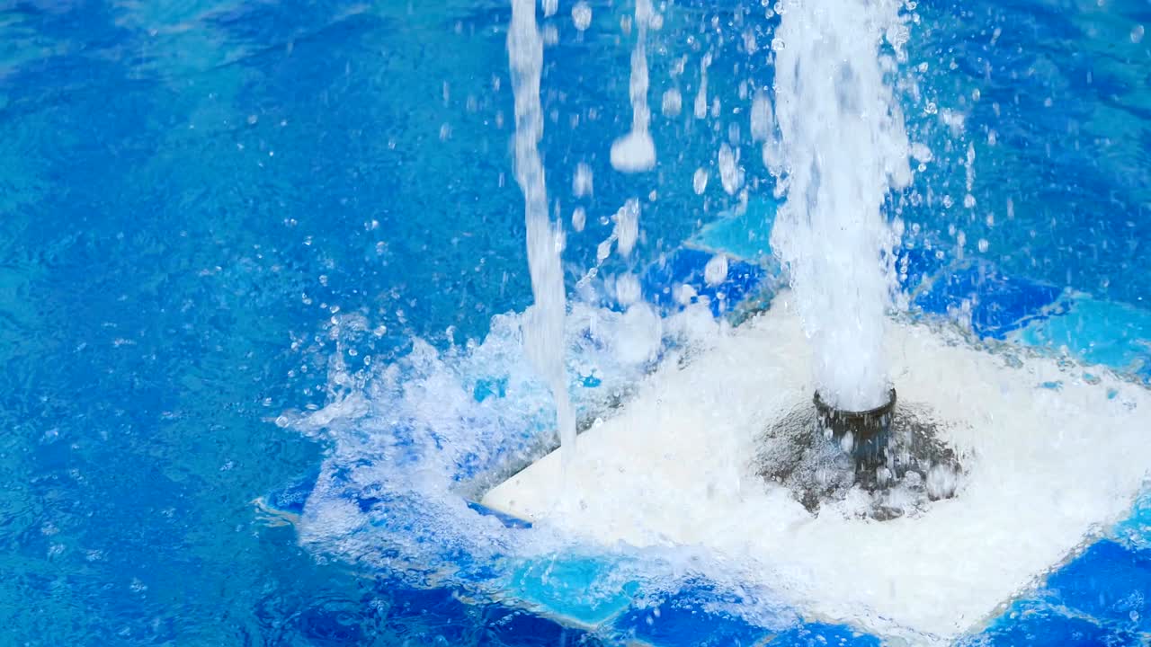 수영장 1에 있는 물 분수