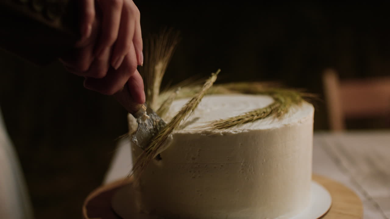 결혼 한 부부 가 결혼식 에서