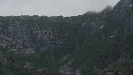 Huge-granite-walls-on-a-cloudy-day