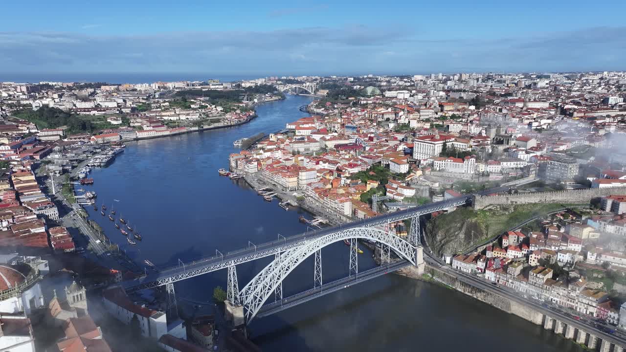 Luis I Bridge At Porto In District Of Porto Portugal. Downtown Landscape. Cultural Heritage. Old Town Scenery. Luis I Bridge At Porto In Portugal. Tourism Landmark