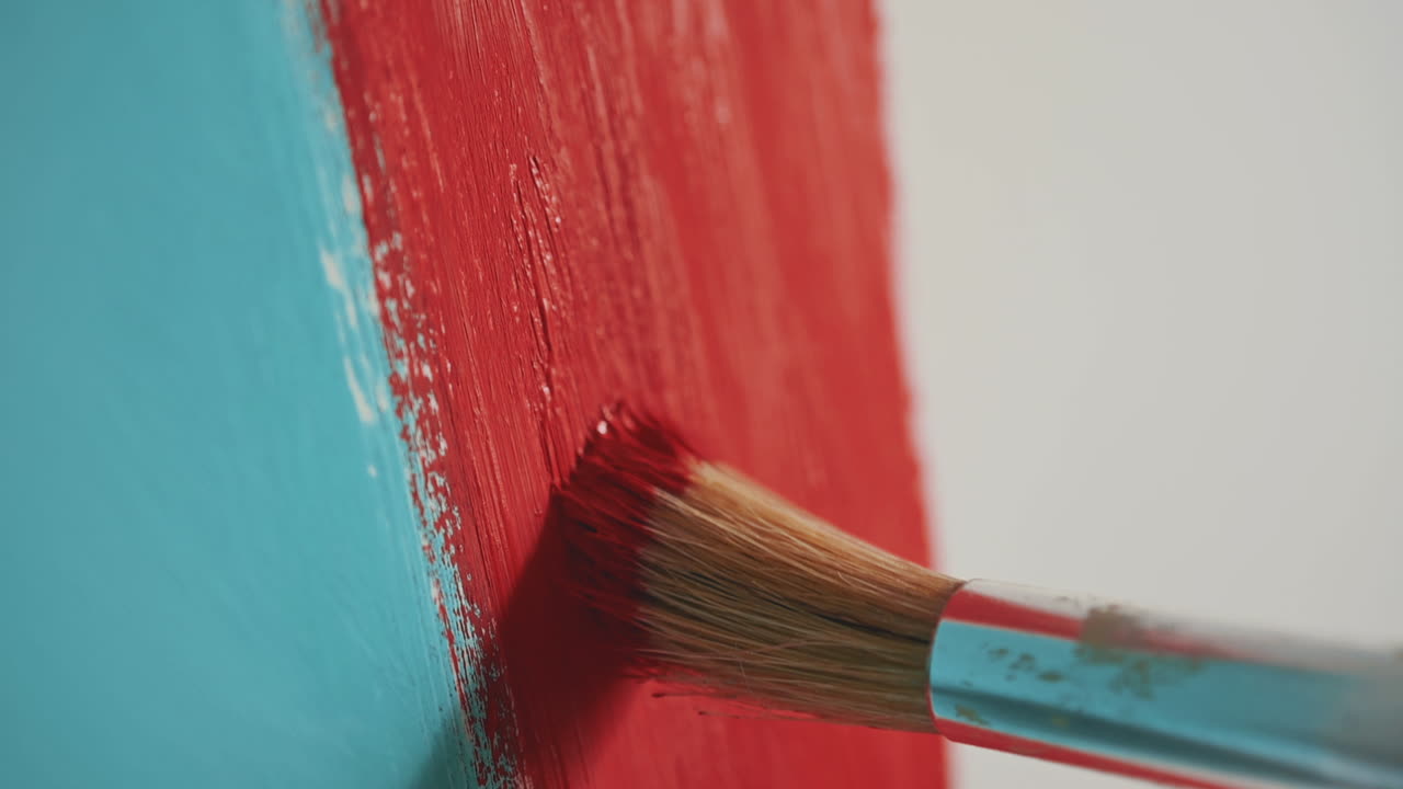 캔버스를 그리는 붓의 세부 사항