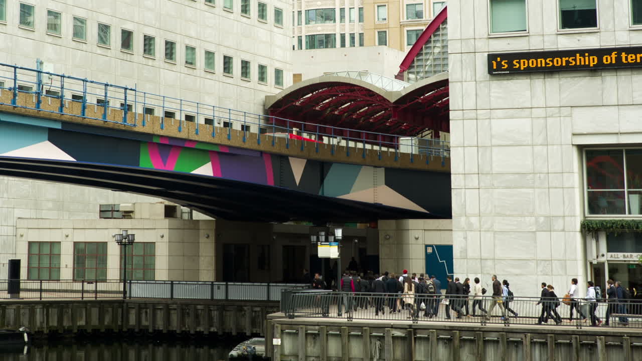 도크랜드 통근자 02