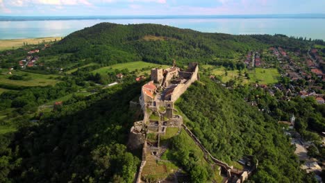 The-castle-beautiful-of-Szigliget-at-Lake-balaton,-Hungary-4K