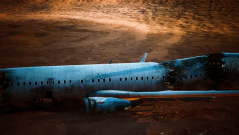 avión aplastado abandonado en el desierto