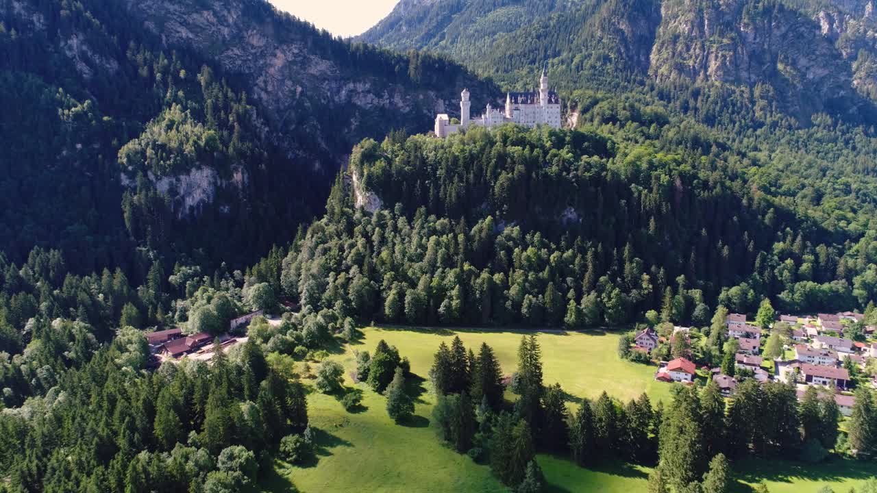 Castello di Neuschwanstein Alpi Bavaresi Germania