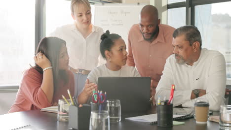 réunions, consultations ou affaires sur ordinateur portable