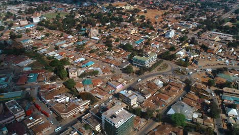 Vista-Aérea-De-La-Ciudad-De-Morogoro-En-Tanzania