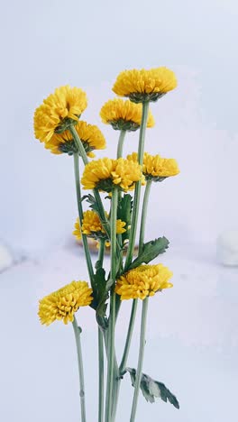 yellow chrysanthemum bouquet