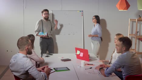presentación de una reunión de negocios