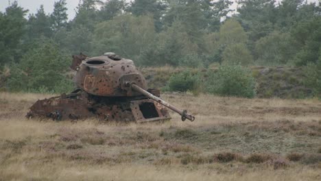 Some-old-WW2-tanks-in-the-british-military-training-area-Senne-in-Paderborn,-Germany