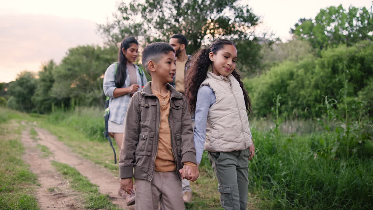 가족 하이킹 모험