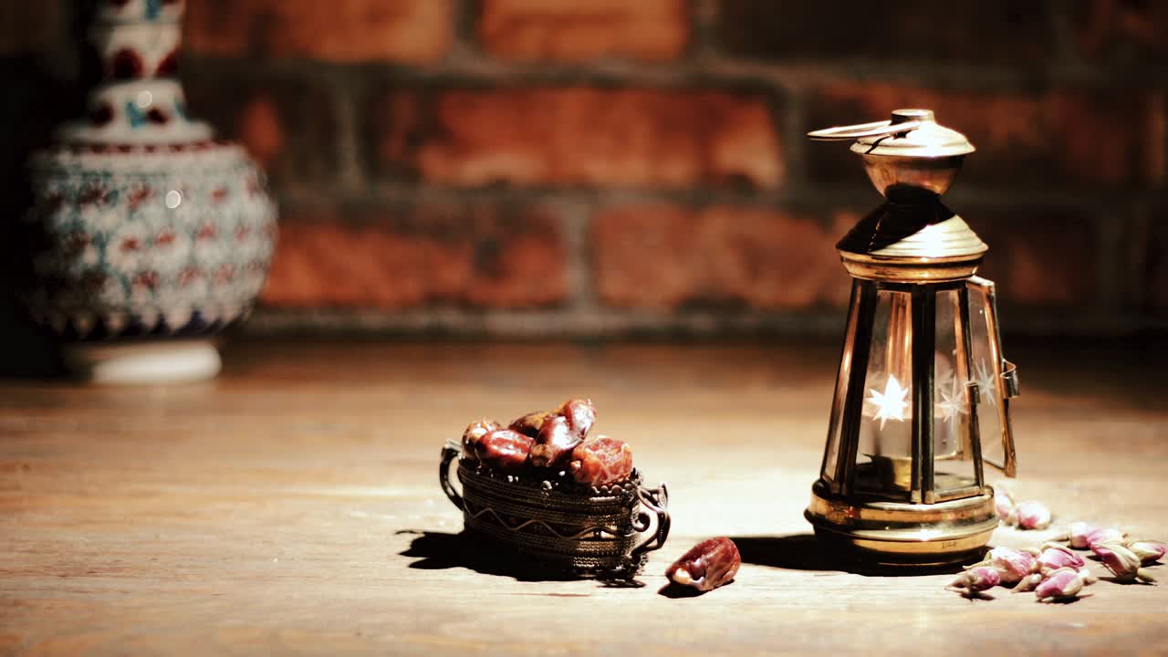 과일과 불 라마단 카림