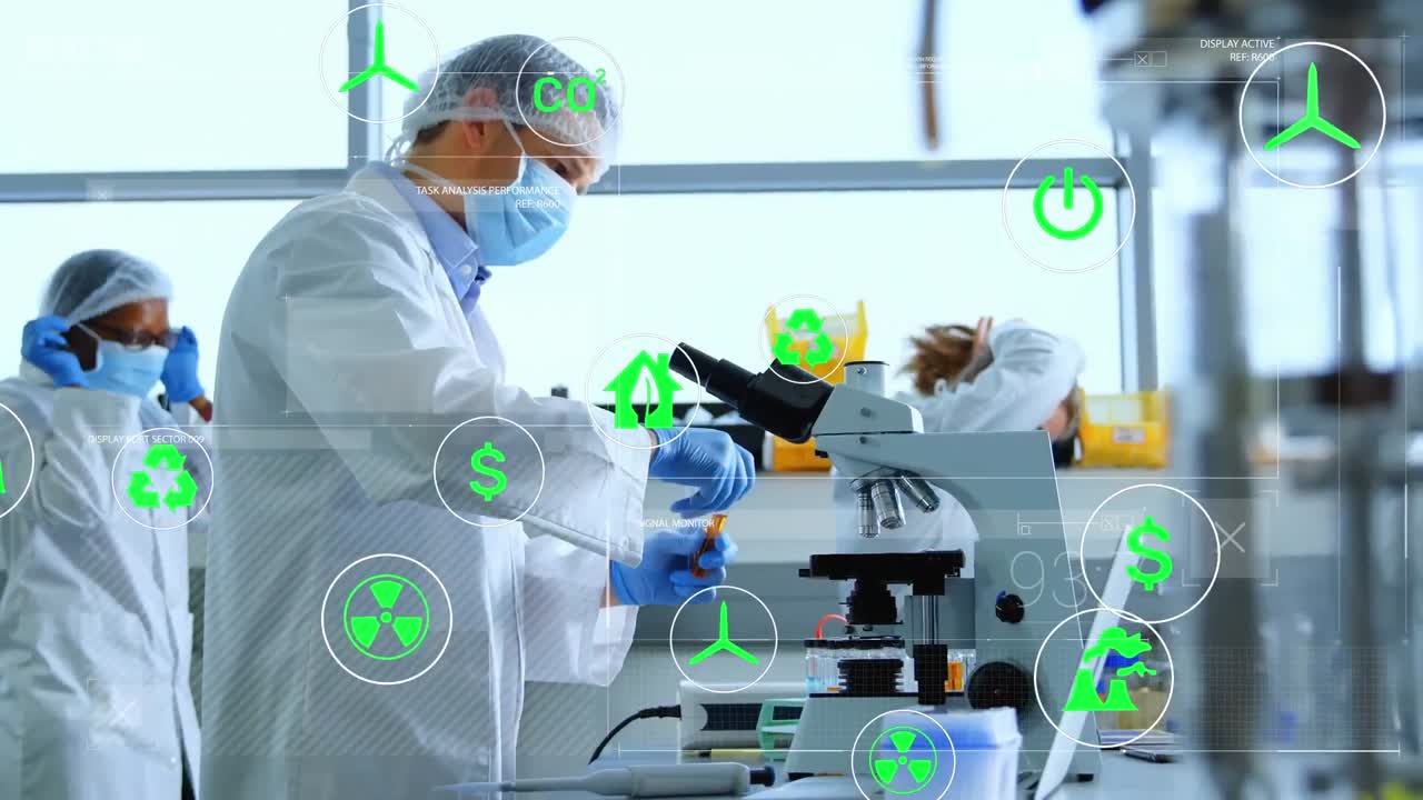 se muestra a un científico masculino experimentando en un laboratorio con varias tecnologías relacionadas con la energía y el poder.