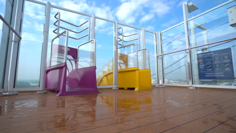 paseo en piscina piscina en un crucero