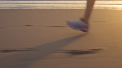 running woman feet close up exercise