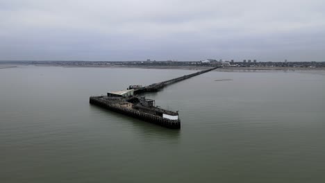 Southend-on-sea,-Essex,-England-Pier-Head-4k-luftaufnahmen