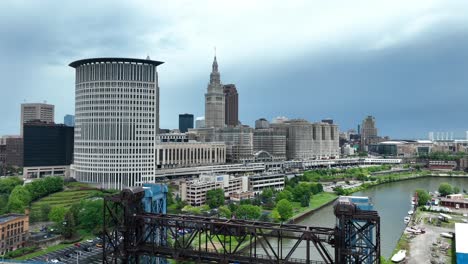 carter road bridge with cleveland, ohio skyline in the background