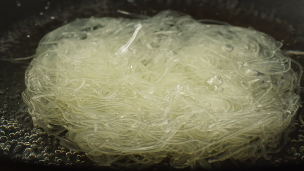 Cooking Glass Noodles in Water