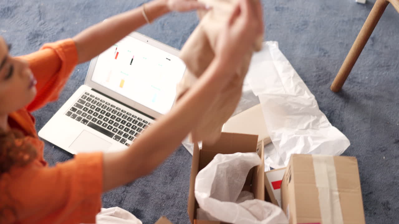 caja de moda, comercio electrónico y pequeñas empresas