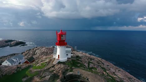 Faro-De-Lindesnes,-Noruega