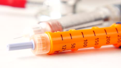 insulin pens and syringes