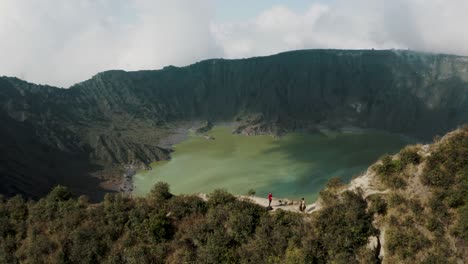 Volcán-El-Chichón-En-El-Noroeste-De-Chiapas,-México---Retroceso-Aéreo