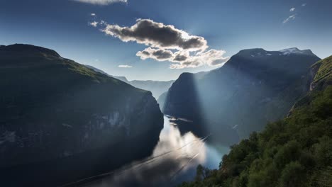 norway rays fjord 00