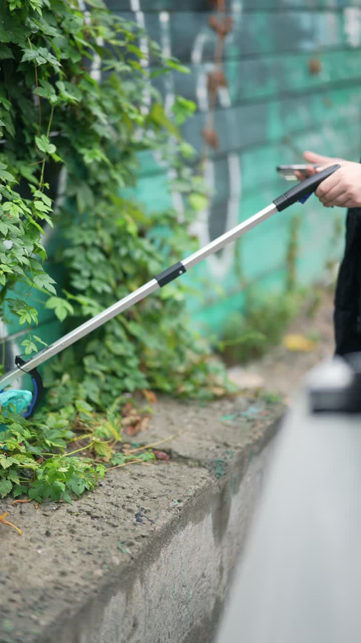 도시 환경을 청소하는 것