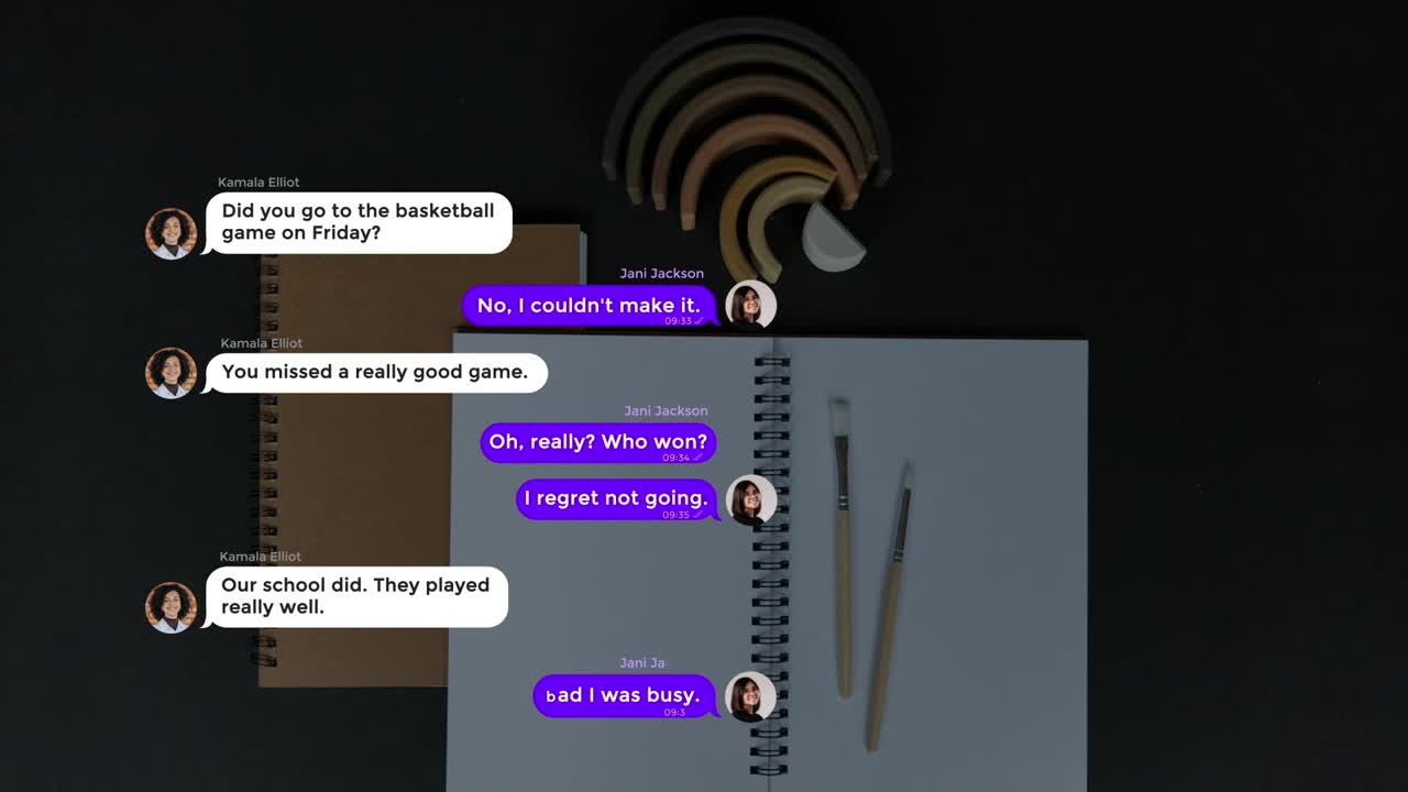 A modern animated text message pop??p element | Premium Stock Video Footage