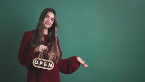 young beauty woman announcing that a space is open
