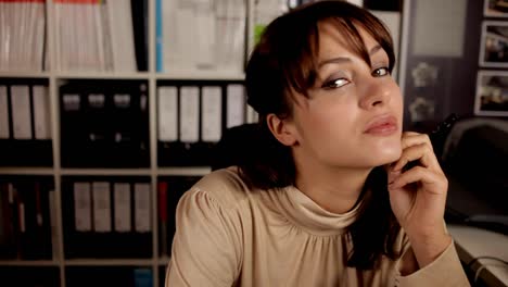 joven secretaria 04