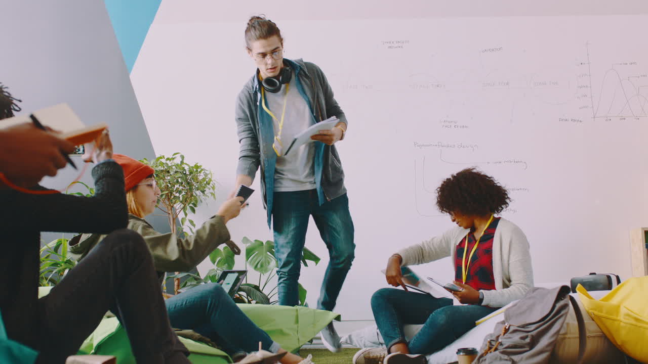 reunión, inicio y entrega de empresarios