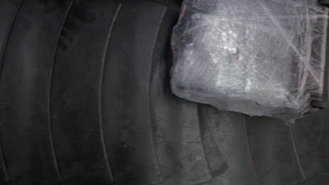 bolsas de viaje en cinta transportadora móvil