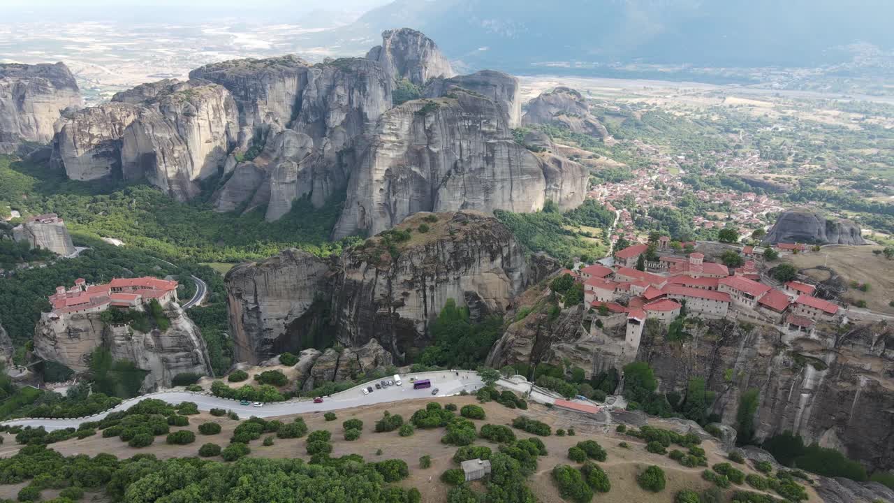 그리스, 유럽의 메테오라 바위 위에 있는 위대한 메테오론과 발람의 성스러운 수도원