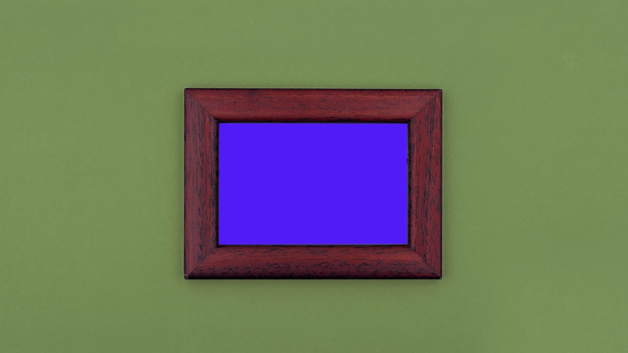 marco de fotos rectangular entra y sale de la escena desde la parte inferior de la pantalla