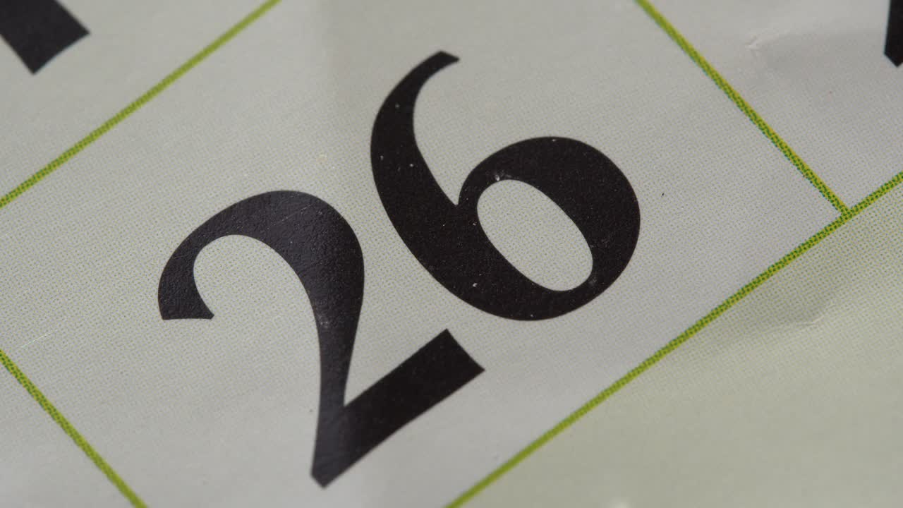 marcar la fecha en el calendario con un marcador rojo