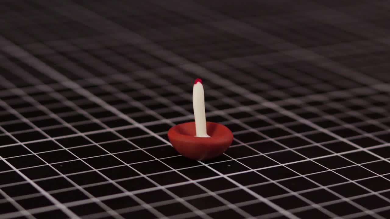 Mini clandle made of molding clay