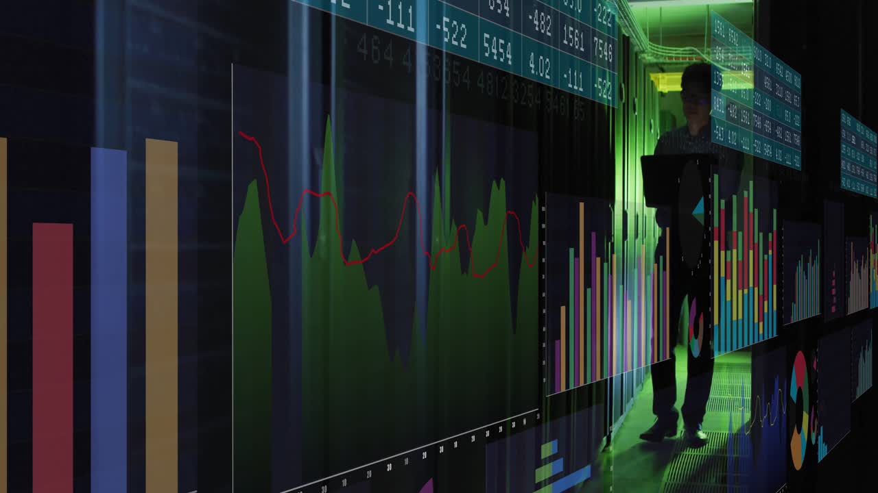 Engenheiro de dados entrando no data center e animando sobreposições de racks de servidores para monitorar tendências.