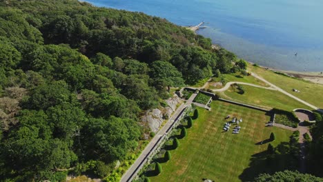 Malerischer-Blick-Auf-Das-Schloss-Tjoloholm-Und-Den-Kungsbacka-fjord-In-Der-Grafschaft-Halland,-Schweden