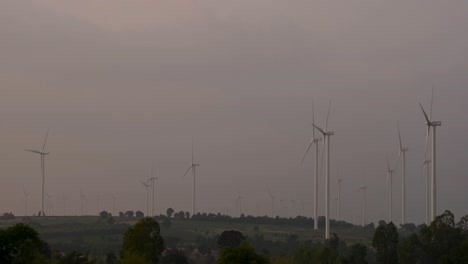 Windkraftanlagen-Sind-Saubere-Alternative-Energieoptionen-Für-Thailand-Und-Das-Südostasiatische-Festland