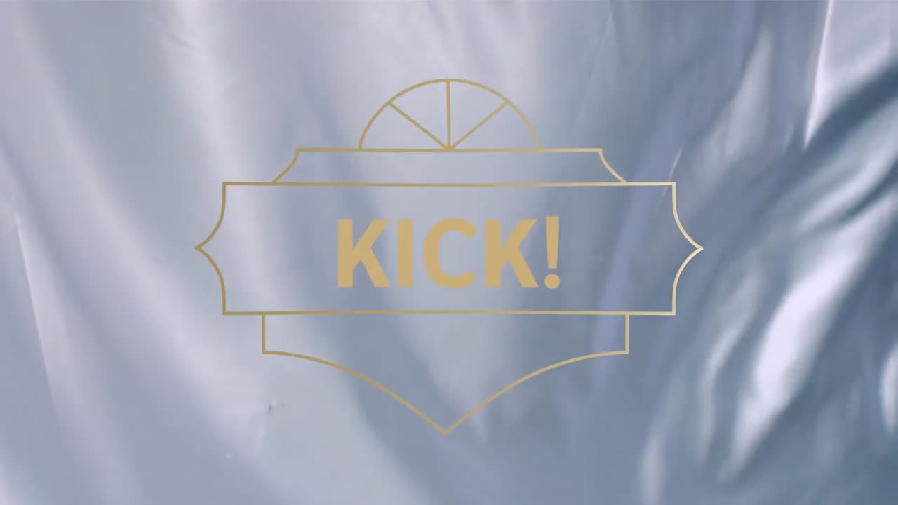 animación del texto de patada en fondo plateado