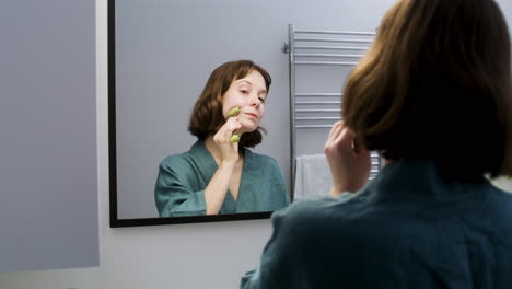 Woman-in-the-bathroom