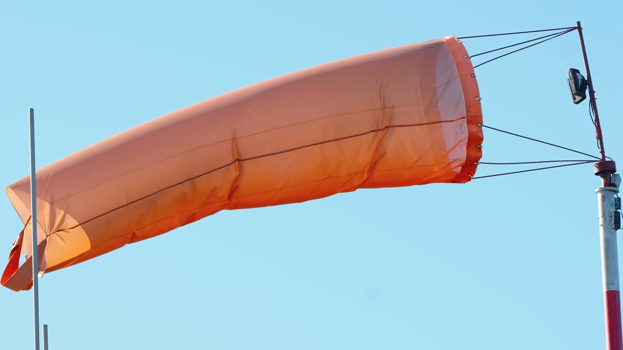 에스토니아의 놀이 공원 내부의 큰 풍선 장식