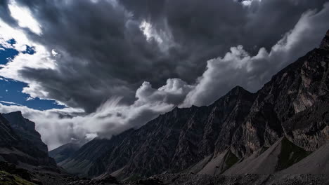 Dramatic Mountain Cloudscape