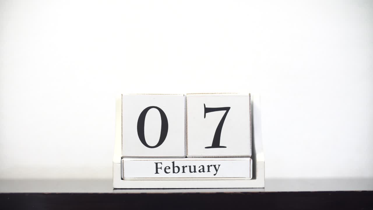 Premium stock video - White calendar time lapse february