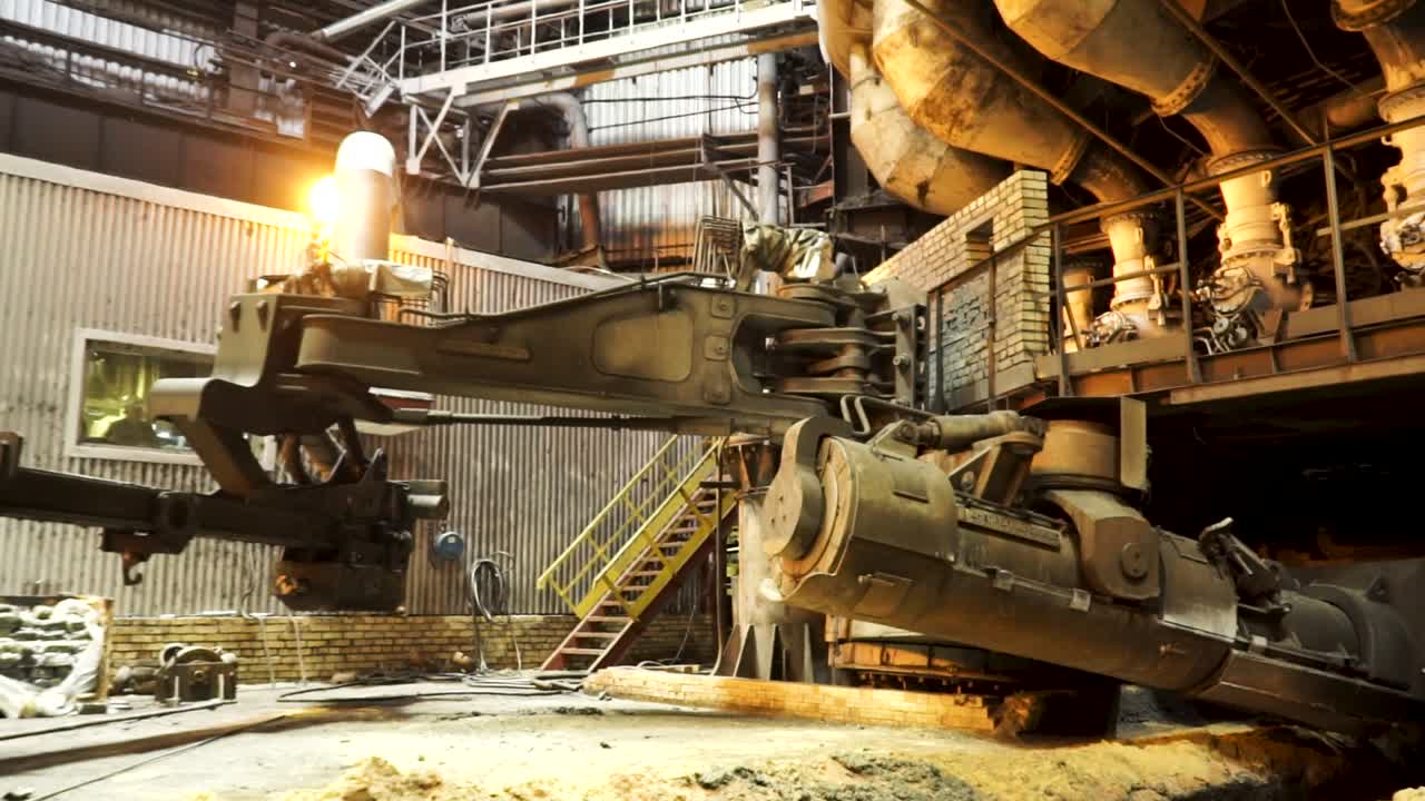 철강 공장 생산 라인