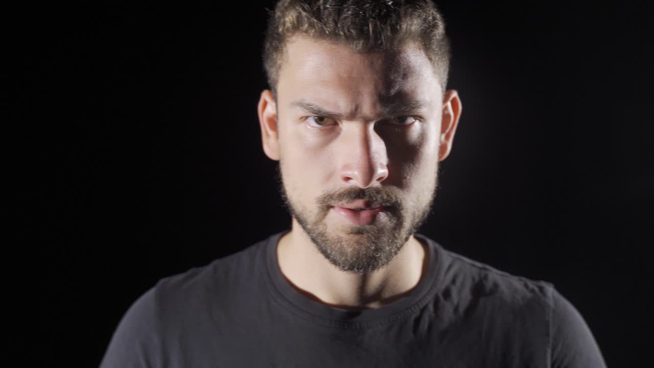 boxeador profesional agresivo de la sombra del boxeo.