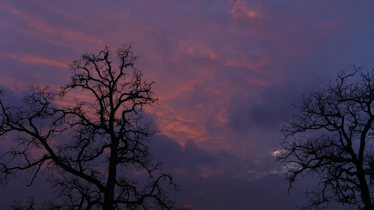This is a video of a colorful sunset over Lake Lewisville in Texas